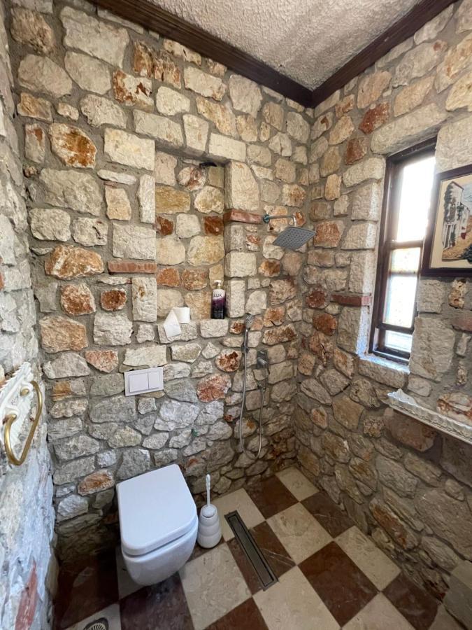 Hotel Solomon&Sons à Dhërmi Extérieur photo