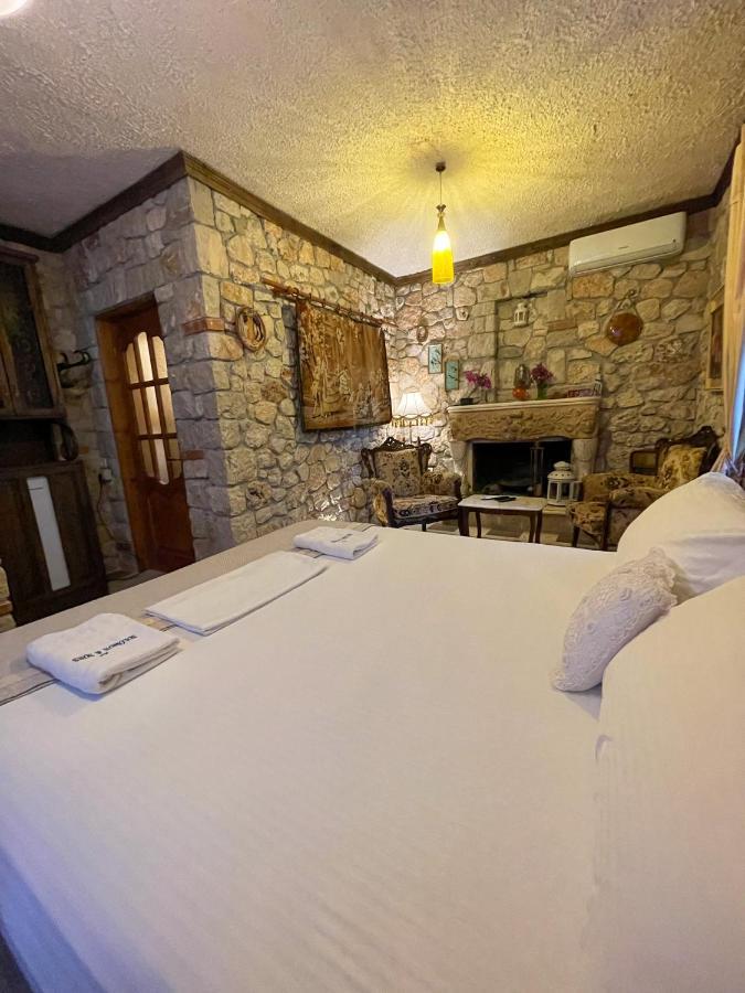 Hotel Solomon&Sons à Dhërmi Extérieur photo
