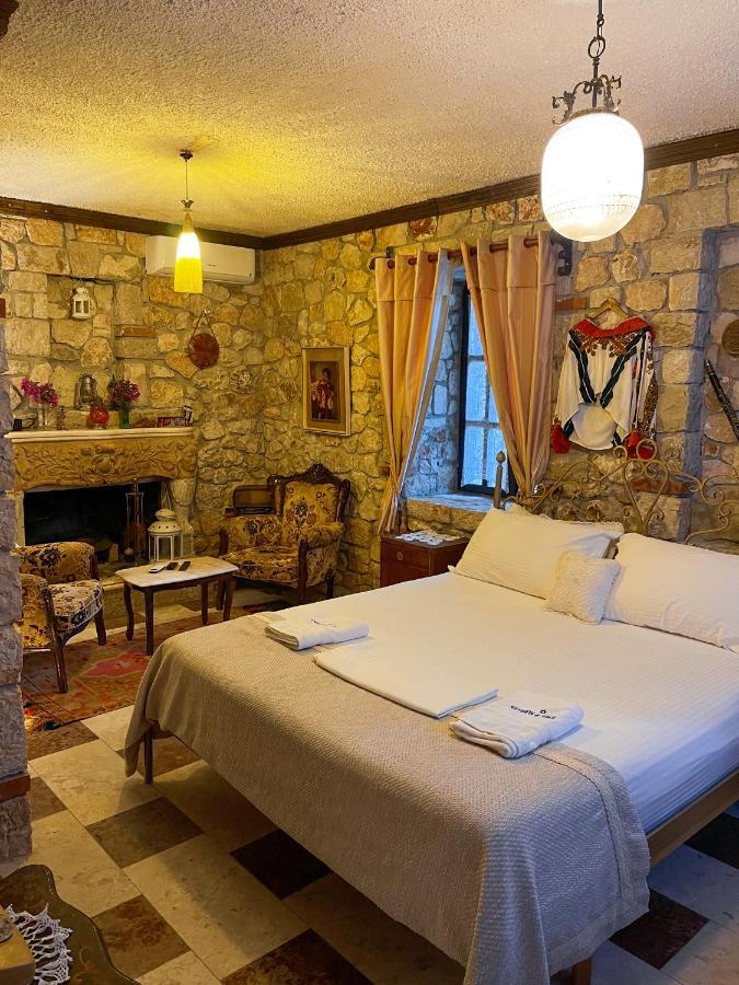 Hotel Solomon&Sons à Dhërmi Extérieur photo